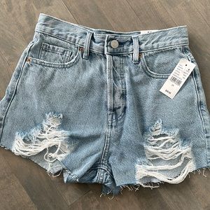 PacSun Vintage High Rise Size 25 Charlie Blu wash. NWT